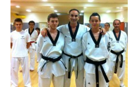 2 NOUVEAUX CEINTURES NOIRES AU CLUB !